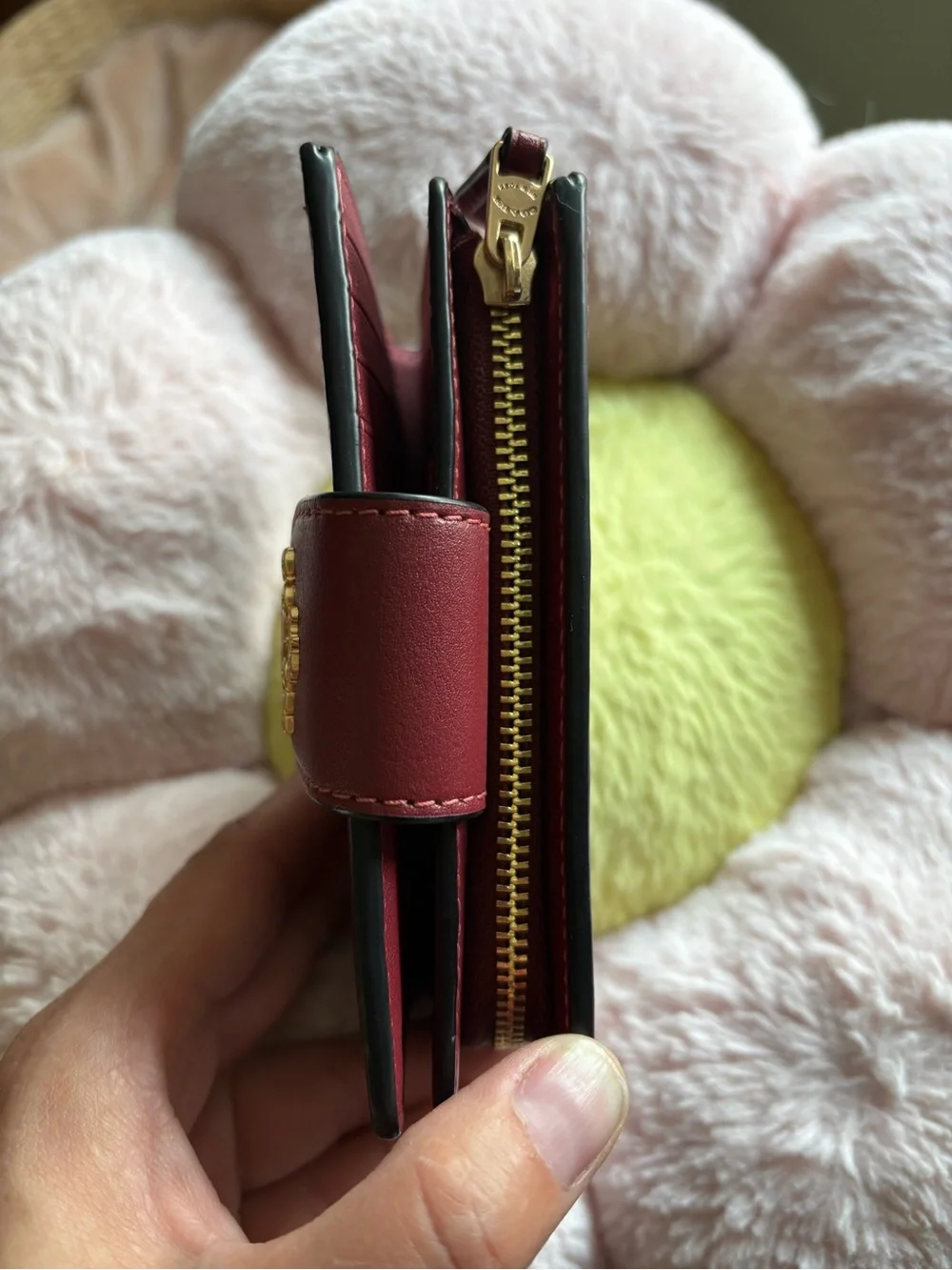 COACH Medium Corner Zip Wallet, Burgundy, Floral - Picture 6 of 9